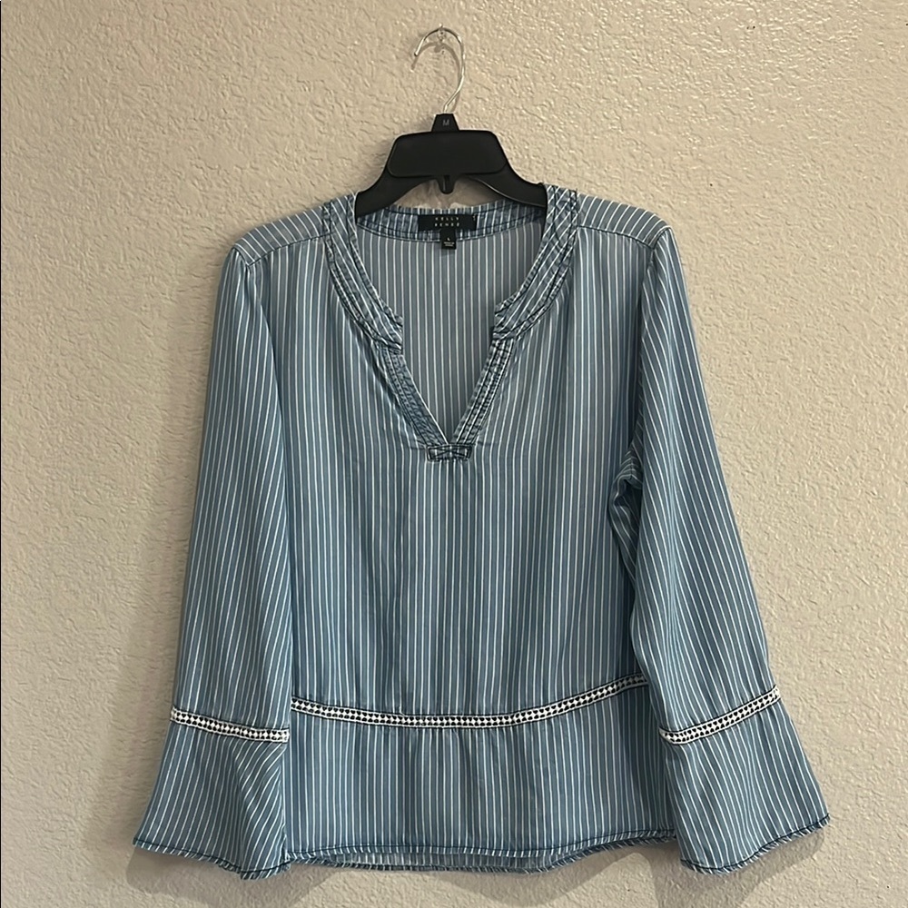 Kelly Renee Blouse Large Blue Striped Long Sleeve Bell Sleeve V Neck Boho TC0611